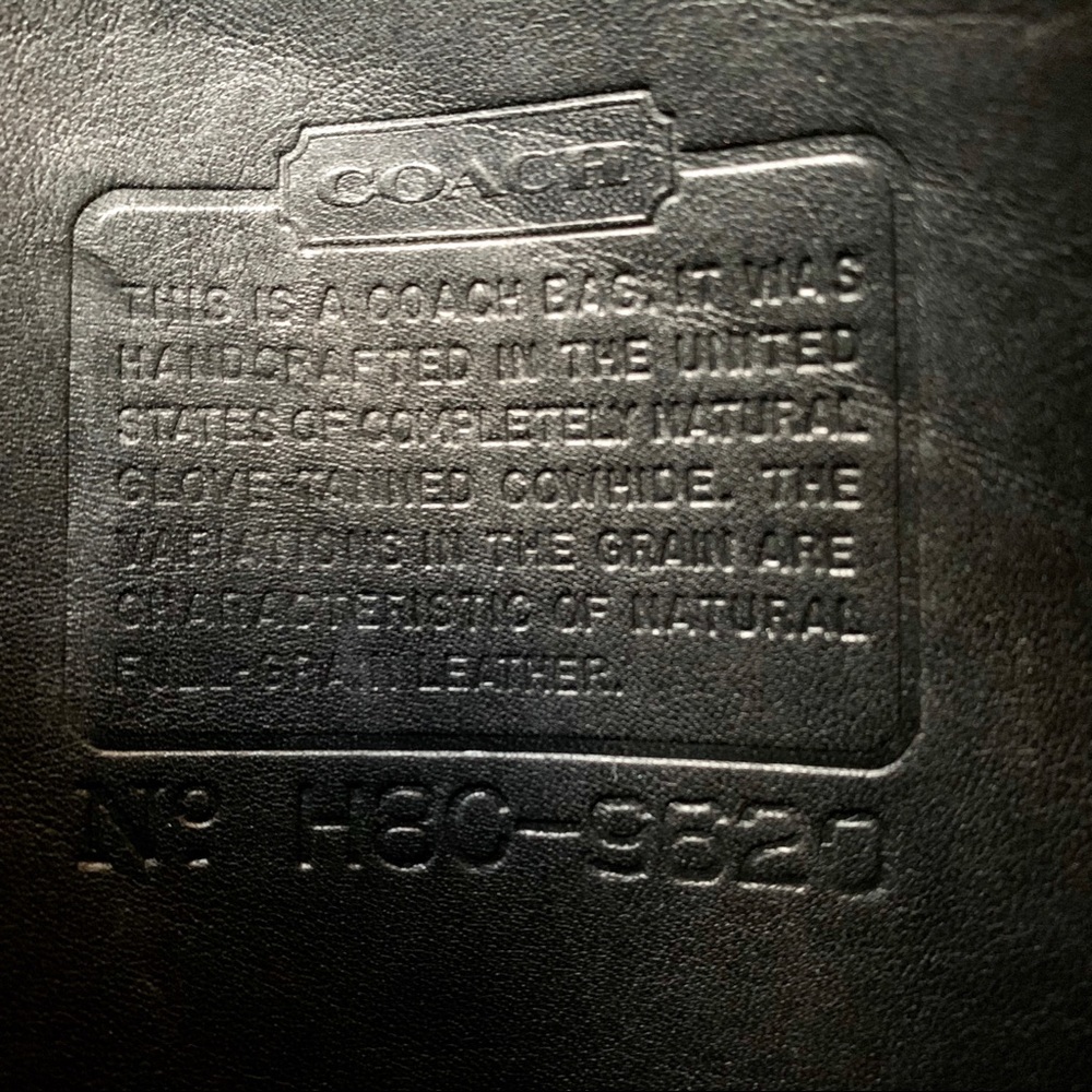 On Hold. Vintage Coach Crossbody - Picture 6 of 14